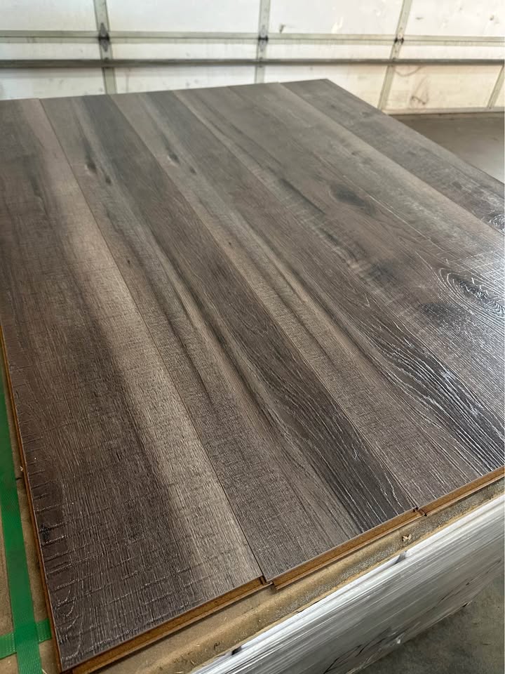 Regal Nightfall Laminate image 0